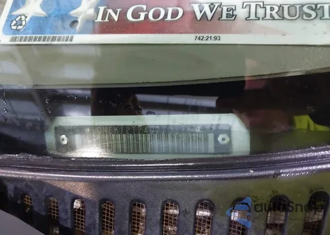 2004 Chevrolet Avalanche 1500 из США, поврежденный, VIN 3GNEK12T24G210296